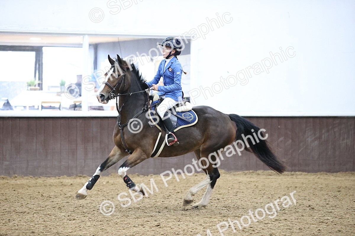 SBM_000045 - Class 1 - Pony Intro 70cm Open