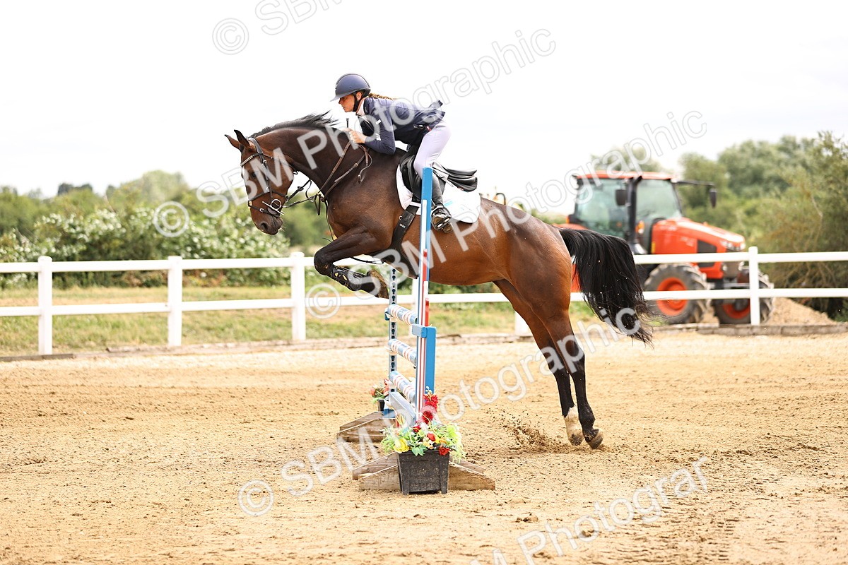 SBM_003033 - Class 21 - Senior Newcomers - 1.10m