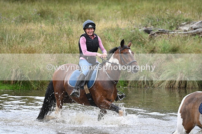 WJ7_3834 - Time at Water 12:52 to 13:22