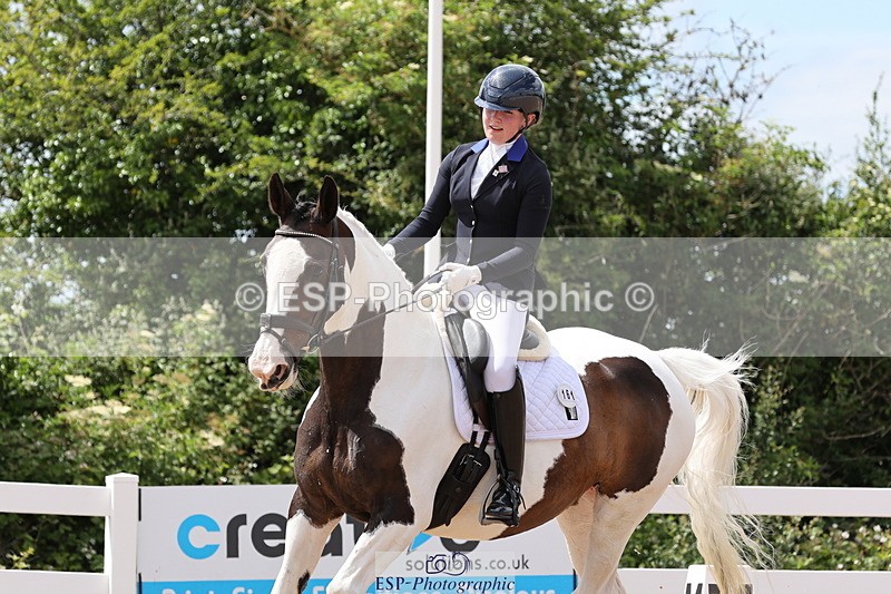 240622A-145200-13612 - Cls 33 BD Medium 73