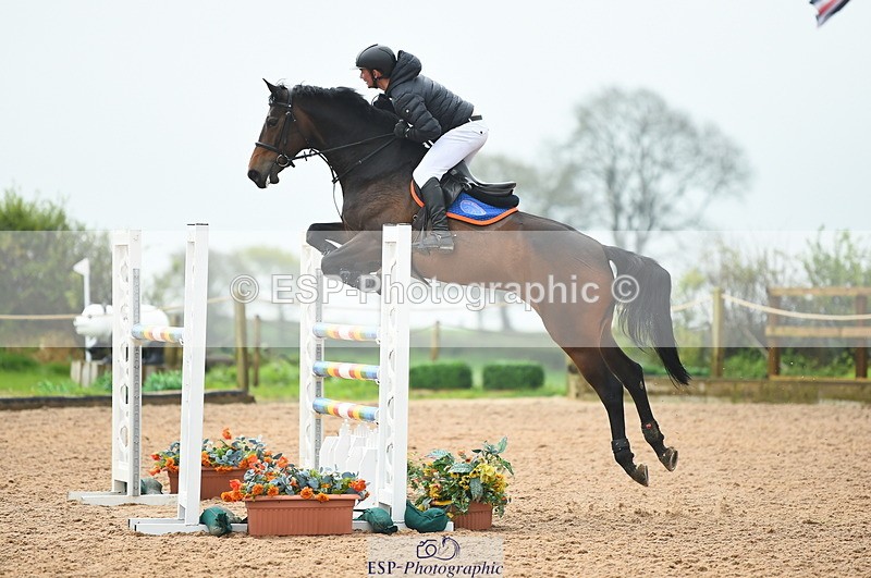 230505A-102224-02891 - Cls 20 Snr Foxhunter