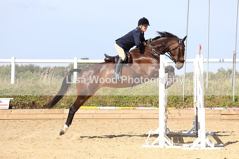 3E7A1376 - Class 9: 80cm Senior