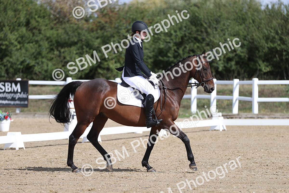 SBM_001325 - Class 2 - Intro 4 Champs - 10.56-11.44