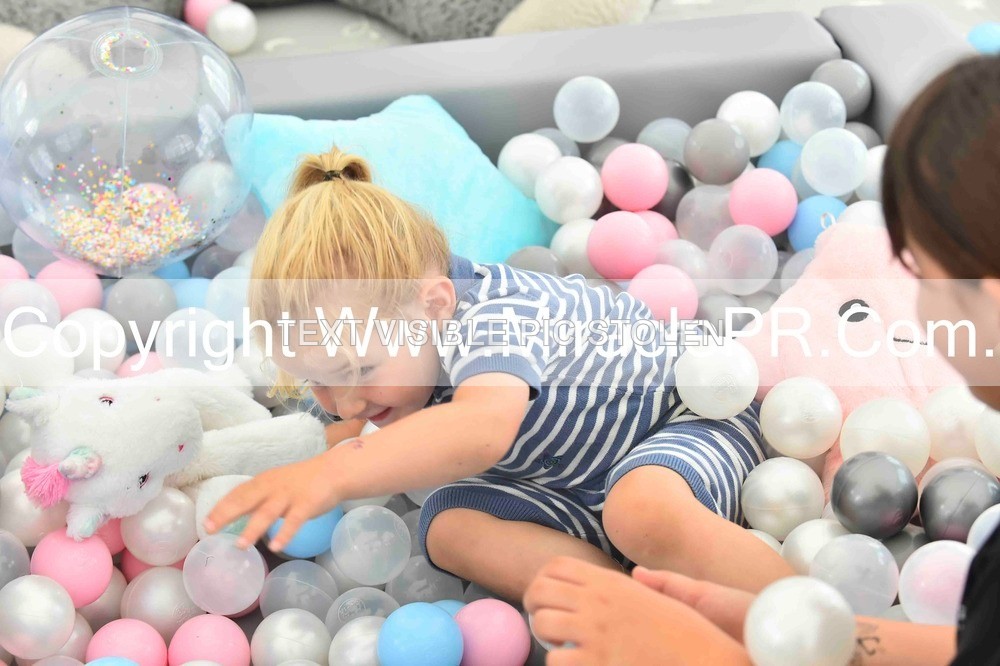 SH4_2274 - Bonny baby competition.