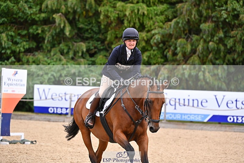 250802A-122447-02994 - B-086-Jordanne.Hobbs-FLASH.DIVA