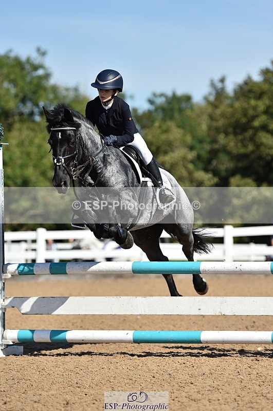 230903A-104912-04041 - Cls 18 Pony Brit Novice & 80cm Open