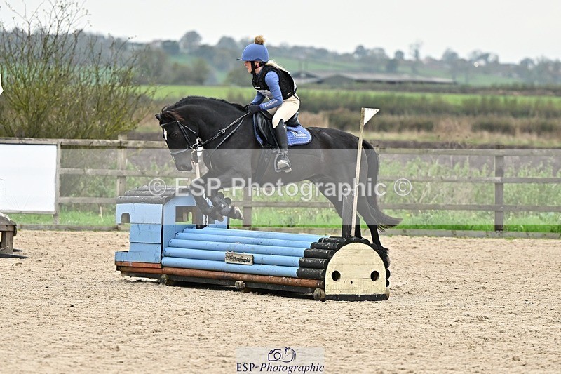 241110-142317-01106 - 60-65cm Arena Eventing