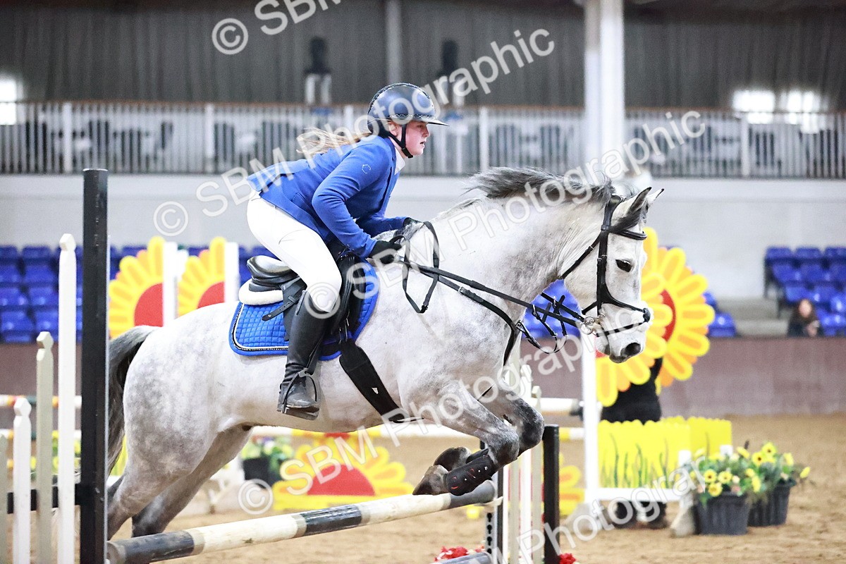 SBM_001746 - Class 9 - Pony Intro 75cm