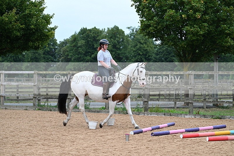 WJ7_9741 - Poles 14:00