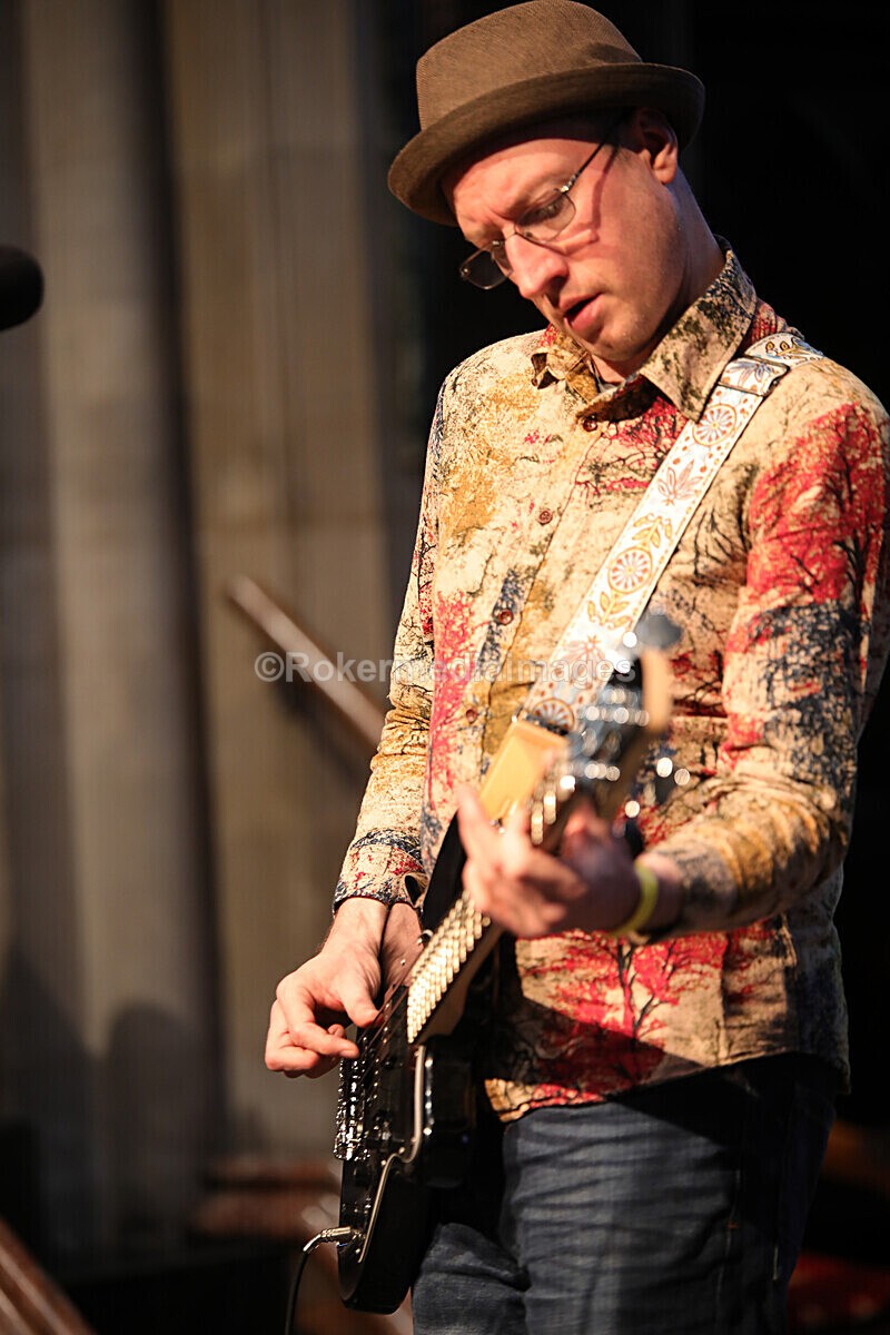 FOLK N BLUES-280 - FOLK and BLUES SEPT 2022