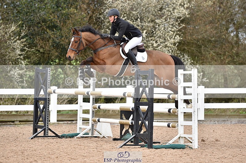 240327A-125228-00463 - Cls 4 Newcomers and 1.10m Open