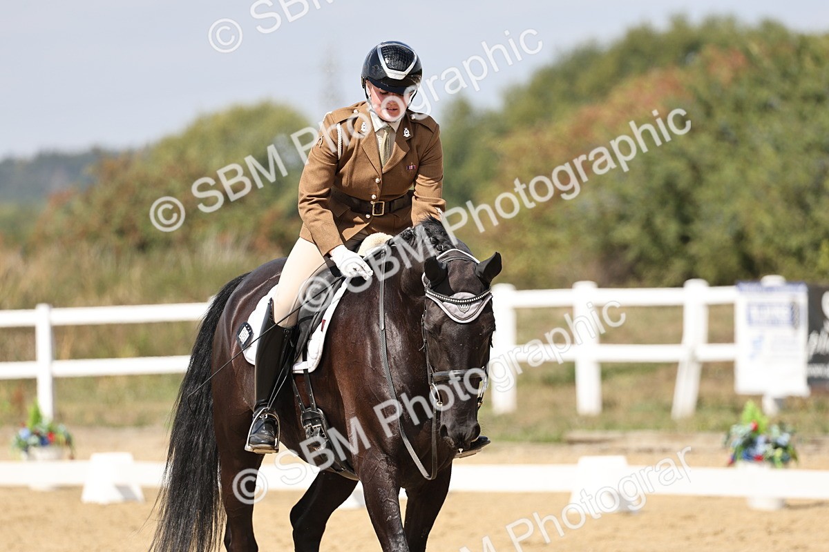 SBM_018705 - Class 16 - Novice 5 - 12.08-13.11