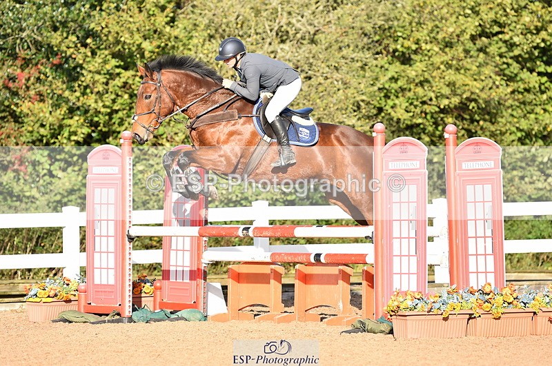 231014A-095746-03805 - Cls 12 British Novice & 90cm Open