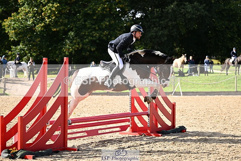 251004A-142508-01518 - Classes 6 & 7 60cm