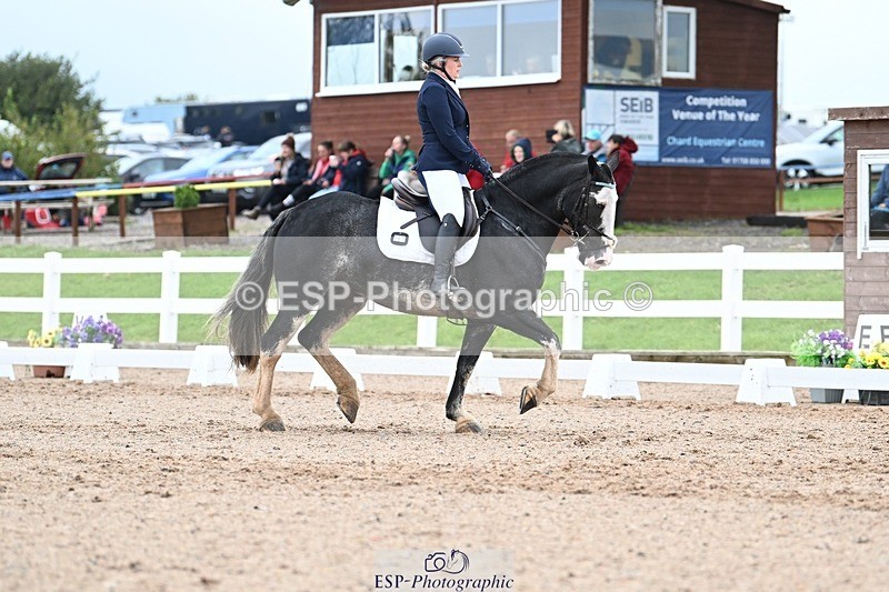 250907-123344-08362 - 061-christine.harrisonRed.Flair