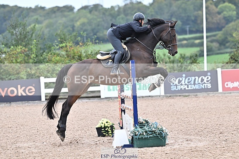 250914-103022-08316 - Cls 33 Snr Discovery and 1m Open