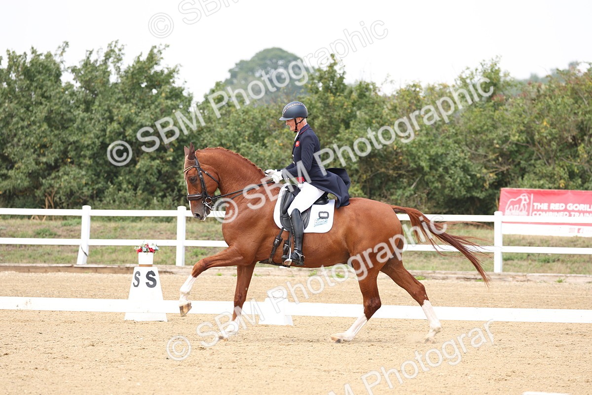 SBM_007409 - Class 9 - FEI INT I - 14.57-15.45