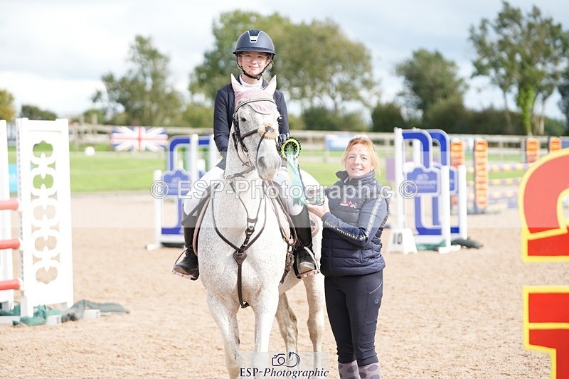 250921-151246-03801 - Cls 20 Pony 80cm Derby