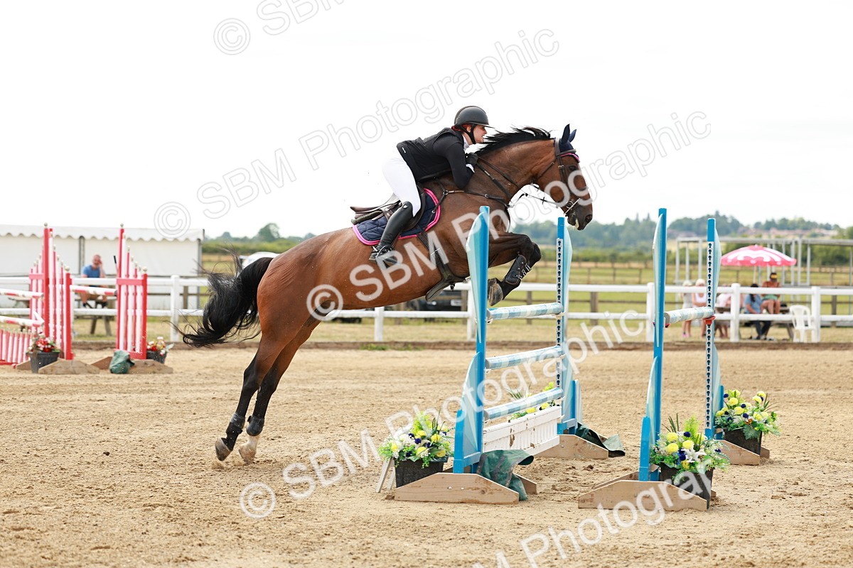 SBM_018804 - Class 21 - Senior Newcomers Championship 2d Rd