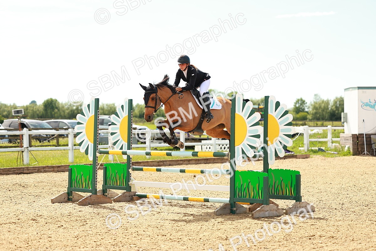 SBM_002456 - Class 4 - Senior Newcomers - 1.10m