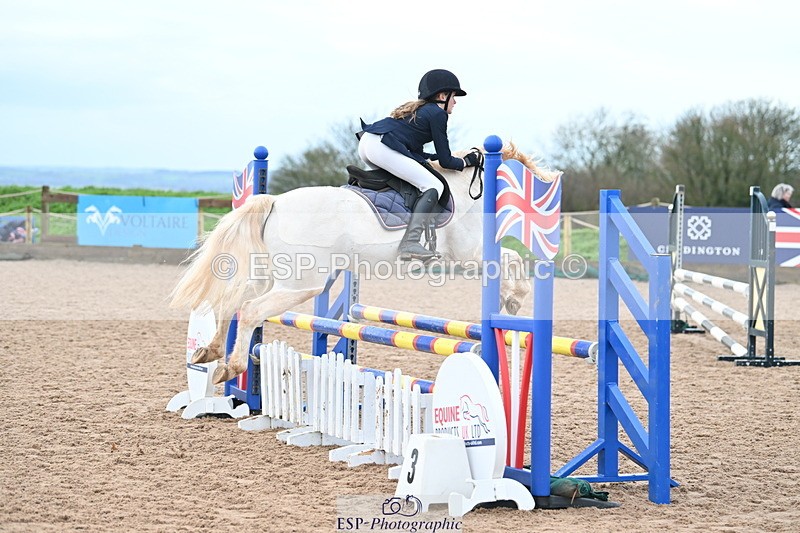 231203A-110929-00741 - Cls 16+17 Club and Schools 80cm