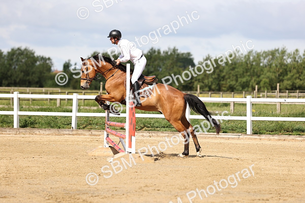 SBM_001915 - Class 8 - Clear Round