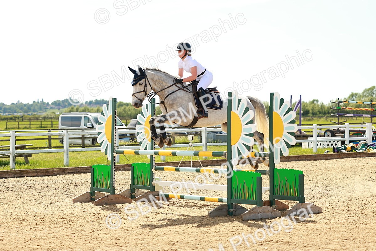 SBM_002545 - Class 4 - Senior Newcomers - 1.10m