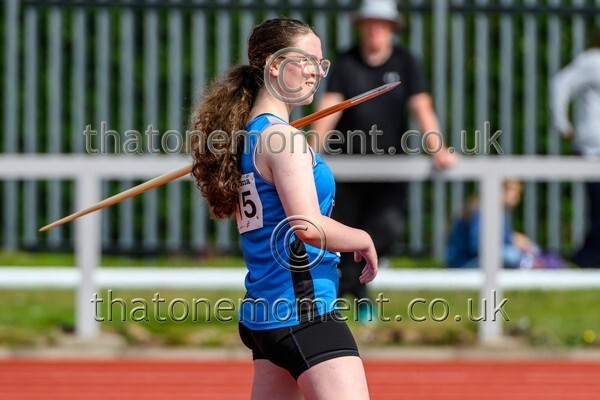 Age25SAT-925987 - Field Female Set One