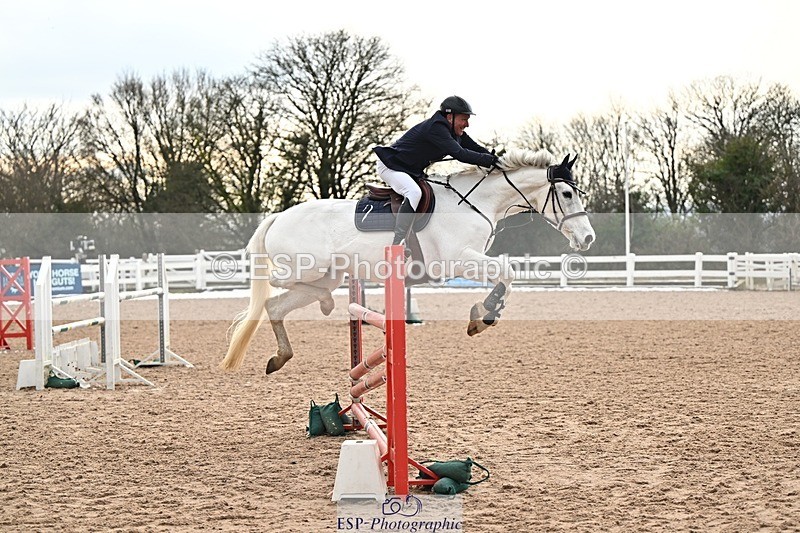 250111-140408-00562 - Cls 12 Newcomers and 1.10m Open