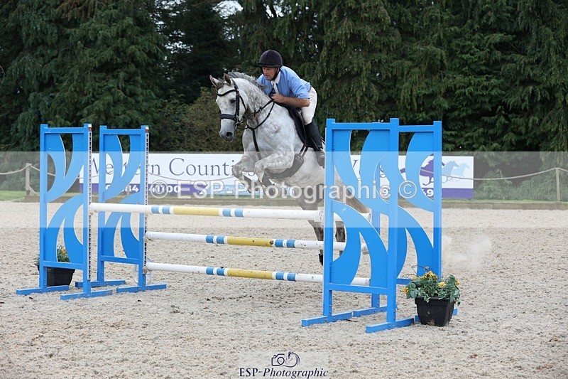 230908-170922-03157 - Cls 9 Snr Newcomers & 1.10m Open