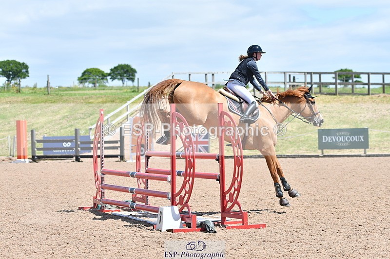 240609A-131103-05537 - Cls 18 Snr Newcomers and 1.10m Open