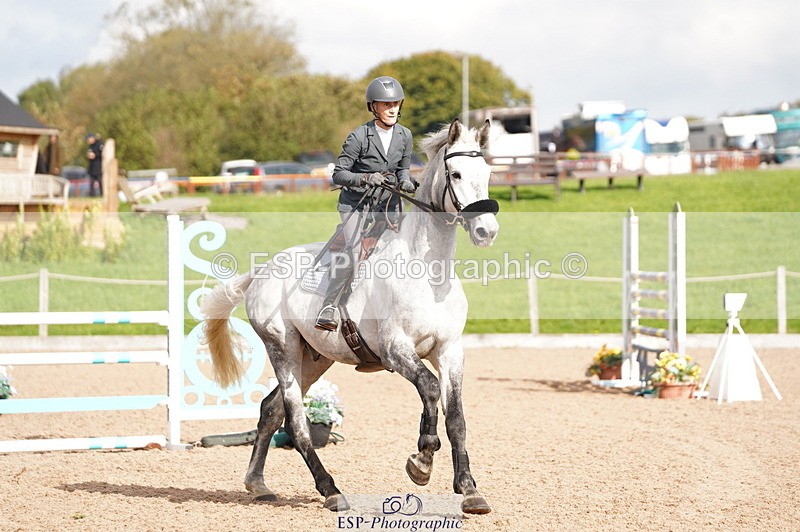 241004A-112742-00229 - Fri 02 Snr 1.05m Open