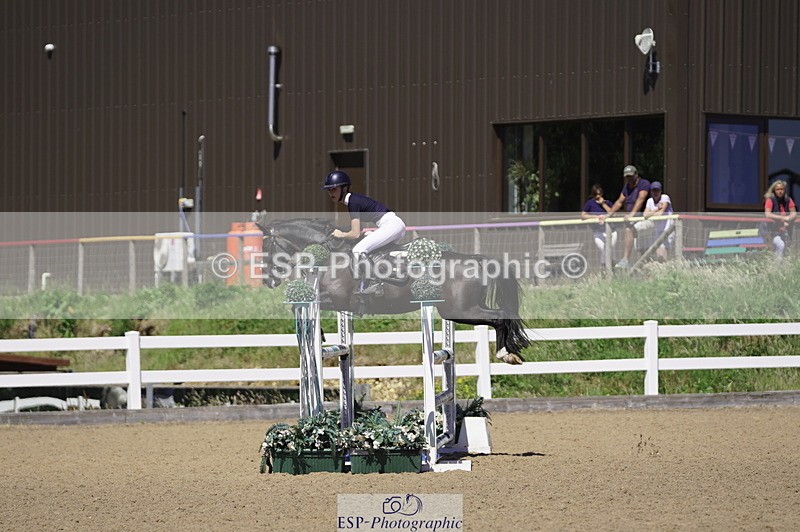 230624A-151028-02150 - Cls 26 Pony Foxhunter & 1.10m Open