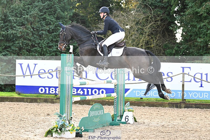 241025-100306-05285 - 130-Imogen.White-BE.TOUCHABLE