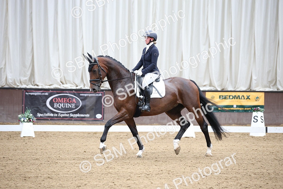SBM_003995 - Class 8 - Advanced Medium 6 Silver