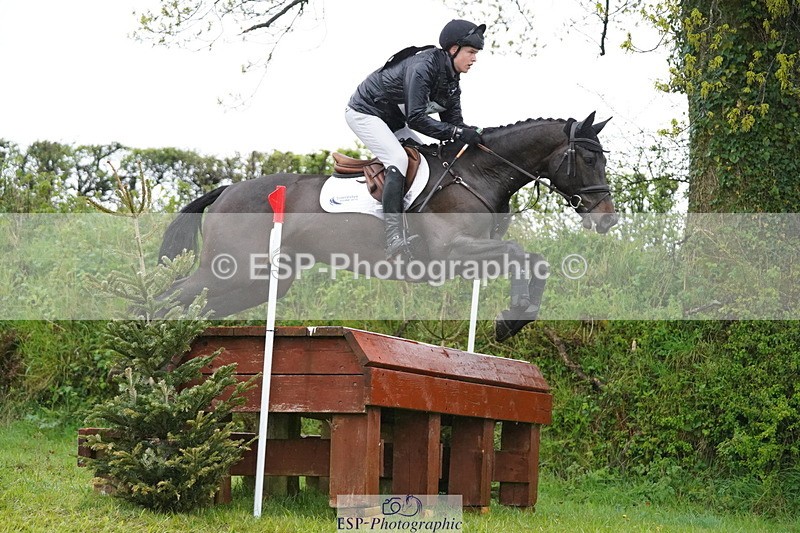 250418-120118-02510 - 019-Sean.Duffy-ZORGVLIET.MERLOT