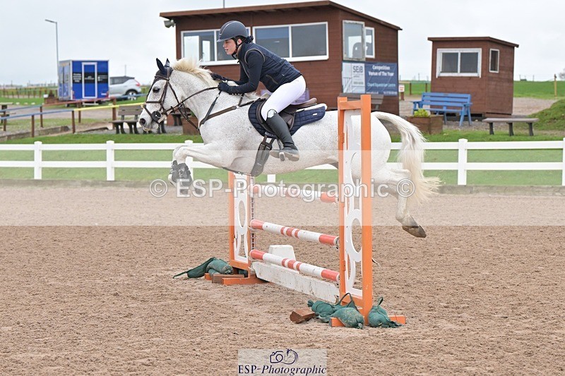 251116-122928-01315 - Cls 9, 12+13 Pony Fox -1.15m -1.20m -1.30m