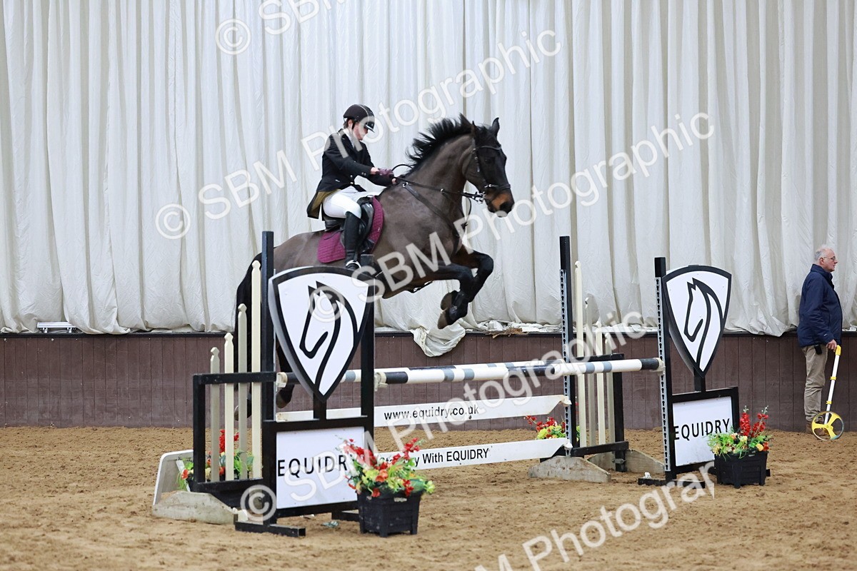 SBM_007677 - Class 24 - Nupafeed Supplements Senior Discovery/ 1m Open