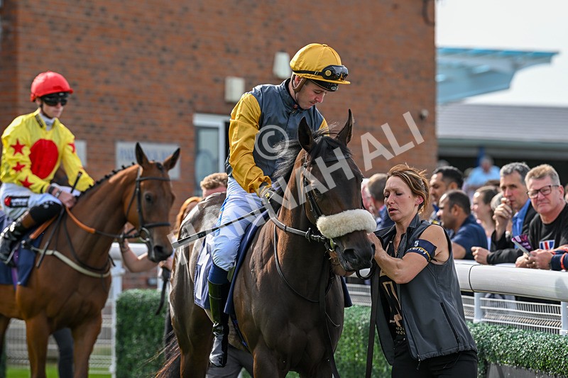 050724-Race 1-Beauty Queen-1310 - Race 1