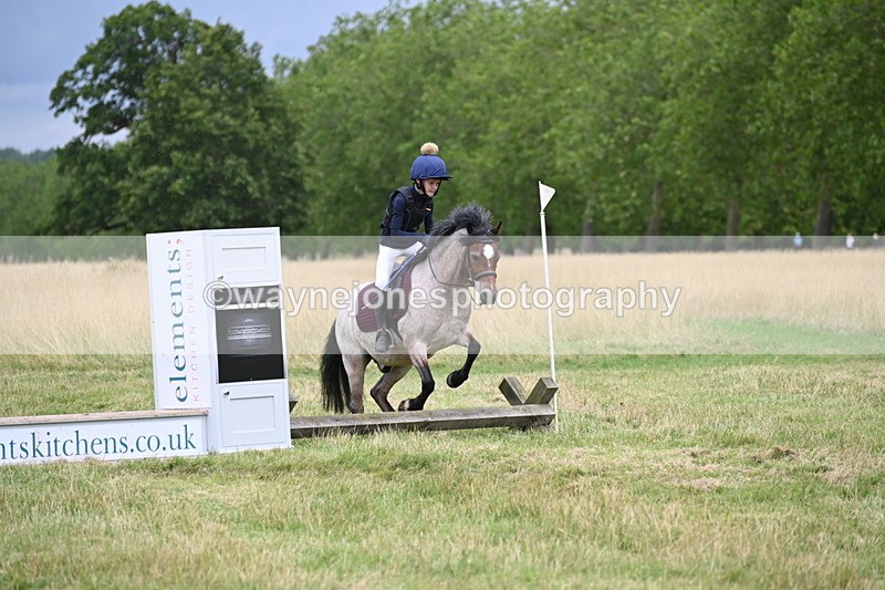 WJ6_2952 - Time at Jump 11:06 to 11:40