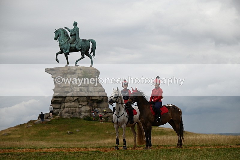 DSC_5880 - Time at Statue 12:17 to 12:44