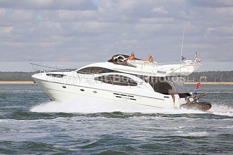 160806 HOUSTON 46 Y92A9765 - Flybridge Cruisers