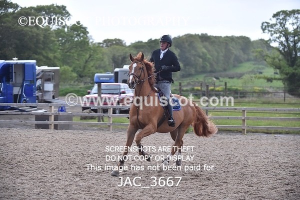 JAC_3667 - CLASS 8 Senior Newcomers/ 1.10m Open