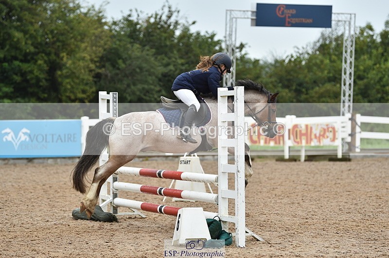 220829A-163202-00253 - 70cm Classes 3a 3b & 4