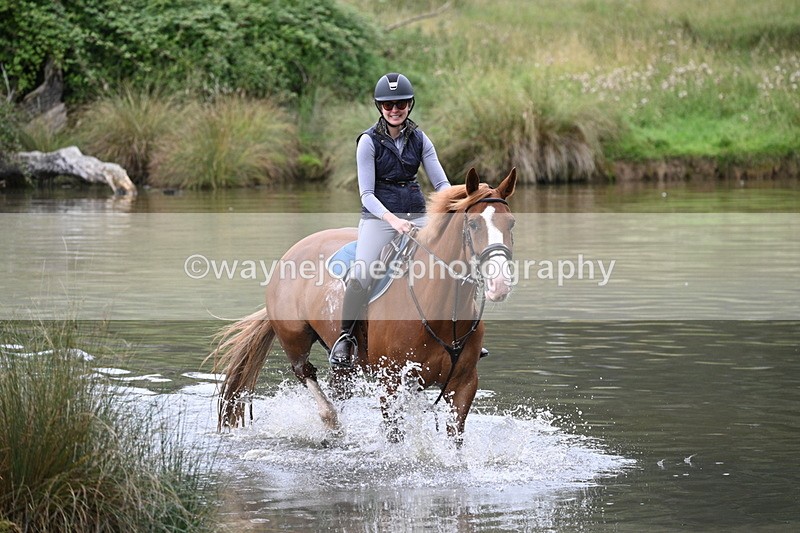 WJ7_3036 - Time at Water 11:37 to 12:13