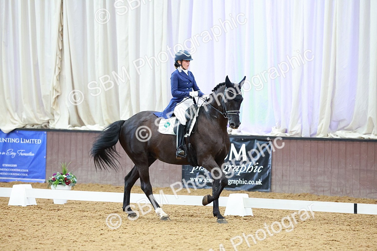 SBM_007891 - Class 9 - FEI INT II - 16.54.17.57