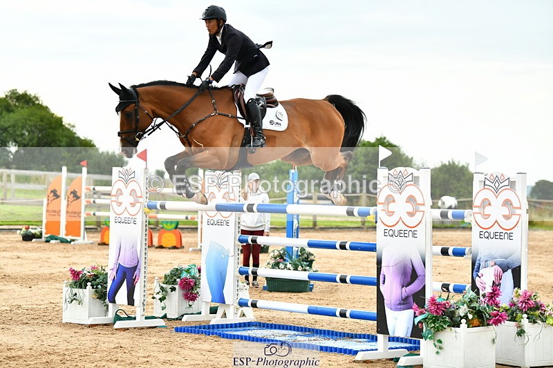 230720A-155403-04088 - Cls 9, 2 Star Big 1.40m Start to break