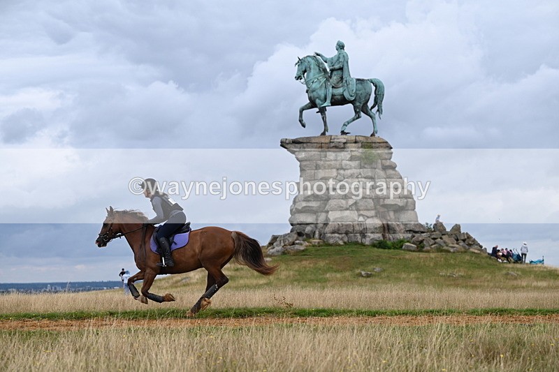 DSC_5001 - Time at Statue 11:10 to 11:42