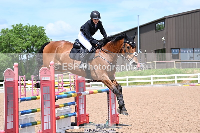 240619A-141349-00487 - Cls 4 Snr Newcomers and 1.10m Open