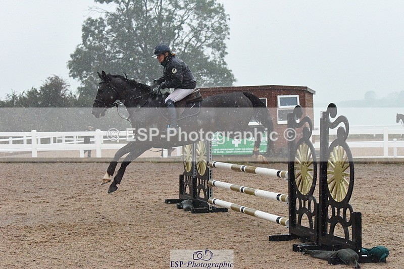 230917A-104142-06302 - Cls 33 British Novice & 90cm Open